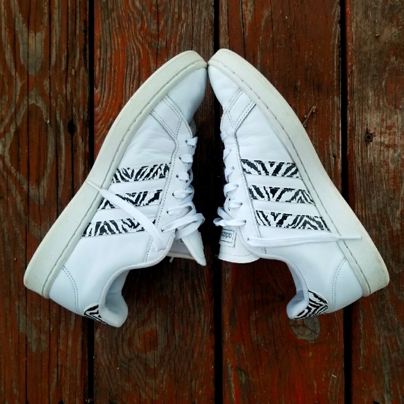 adidas Other - Men's Adidas Cloudfoam Art White Zebra Stripes classic sneakers US size 11